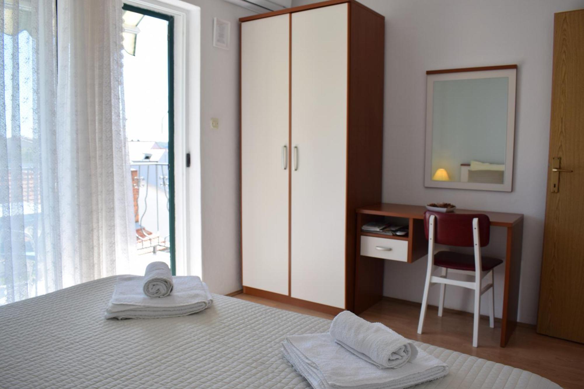 Lina Vrankovic Apartment Hvar Town